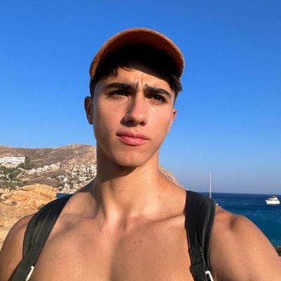 seanmike261's profile picture. Sorry ladies am gay