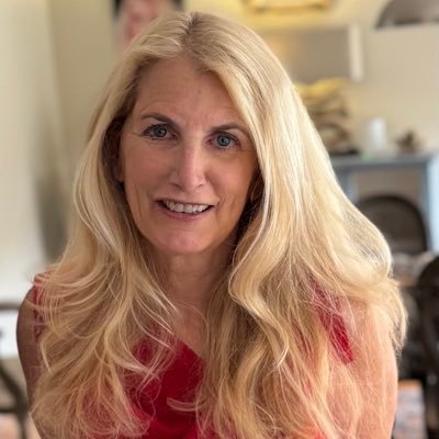 CChadwickugc's profile picture. My husband, an ophthalmologist  and I create engaging content together and individually.