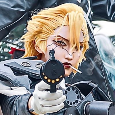 jade_shiin's profile picture. 🇯🇵 cosplay 🟢 @ai_jadee / #シンをお側に 💌 https://t.co/P2qfGi9tBj 12/13,14アコ鶴🚬ギリースーツ, 石化前