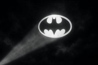 TheWorldsOutlet's profile picture. 