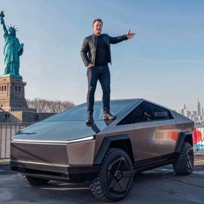 therealelon_m1's profile picture. CEO SpaceX🚀 📡 -Tesla Autos 🚘-Founder The Boring Company 📈 -CEO XCorp| Al 🧠