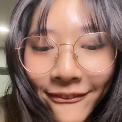Rawisara56's profile picture. การเมือง ,สี่สิบแปดไทย, GL Thai , นิยายGL , นักเขียน ,บ่นชีวิตเด่กห้องนิติ-รัฐ ,วันๆเด่กสวนกุหลาบ ,ผู้ช่วยเลขาทรงงานหนัก