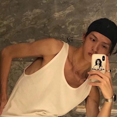 BevisJoule32930's profile picture. 