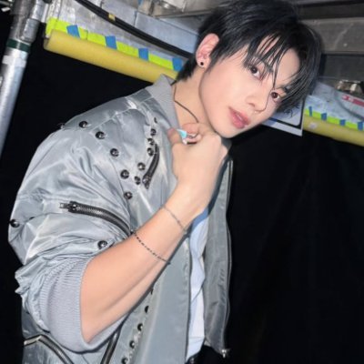 kngtaehyunt's profile picture. ( RP ) that ''𝒄𝒐𝒍𝒅 𝒂𝒔 𝒂𝒏𝒕𝒂𝒓𝒄𝒕𝒊𝒄𝒂'' guy from TXT, Kang Taehyun. 2OO2's pride. 社 KINGSTAE HYNITY
