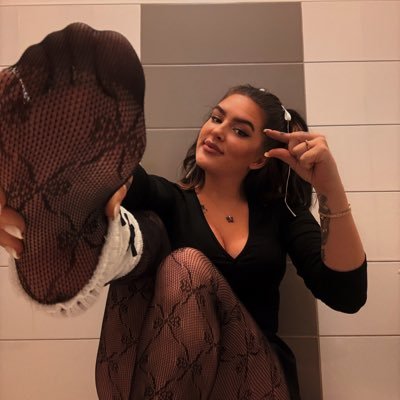 payydeeabu's profile picture. a real life princess