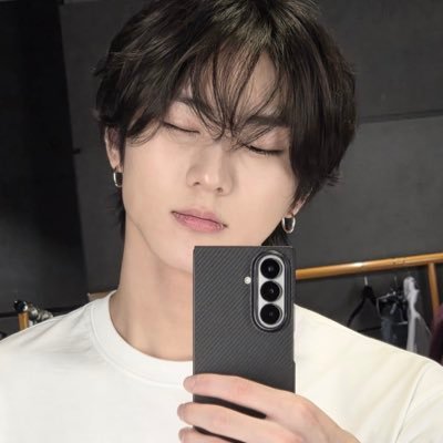 jwoniuu's profile picture. . . . my virtual diary ♡︎