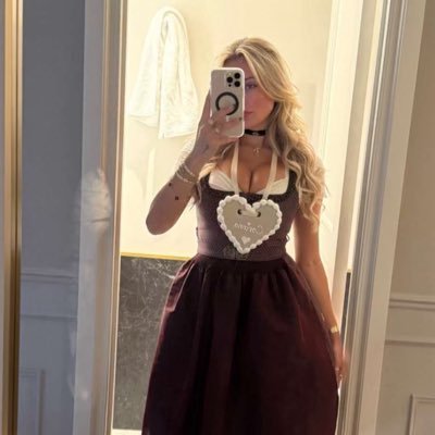 corinna091's profile picture. 