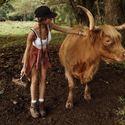 Lady who grew up on a ranch and loves horses and all critters. No robots, no pornography.