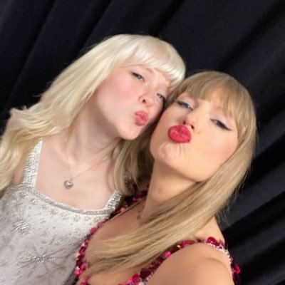 ameliaa_wiles's profile picture. #1 nothing new fan | eras tour x3 | met alessi!! 🍓