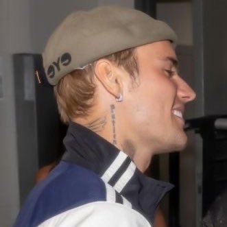 dearwrner's profile picture. sunlight turns to shadows and it gets hard to face’