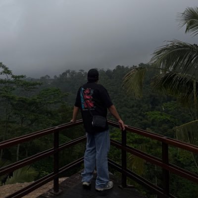 syahmidamin's profile picture. You're so cute my heart exploded 💞