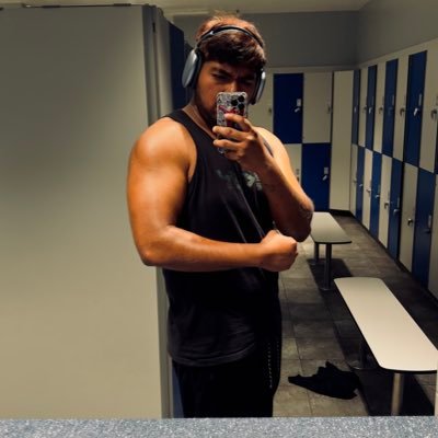 AlbertoOvalleJr's profile picture. There was nowhere for me to stay, but I stayed anyway.