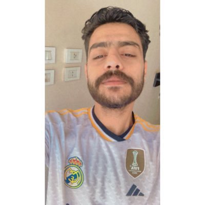 iamkar1m's profile picture. 