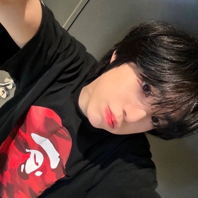 imsupersahii's profile picture. 니현담의한계를보려하는가