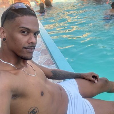 Guhcobain's profile picture. rj