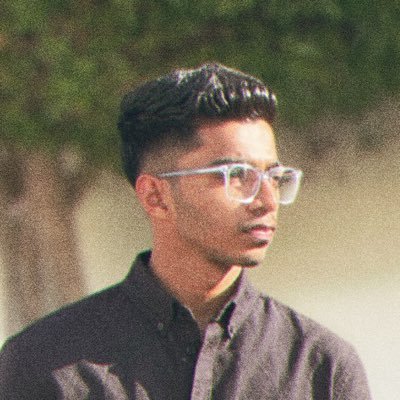 hananAzeez10's profile picture. 