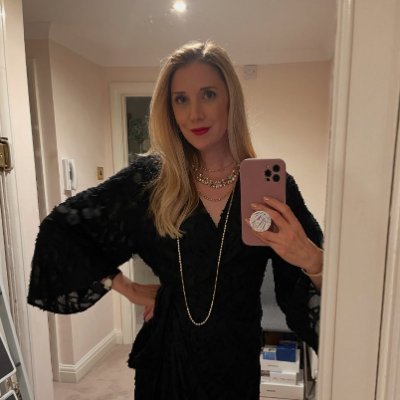 EvelunaNowicka's profile picture. In fact, the person you should please most in life is yourself. Don't let down the encounters and don't be afraid of the future.