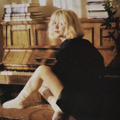 maisiepeterses's profile picture. — Cuenta fan dedicada a Maisie Peters en España — 🌱 Información, noticias & updates sobre los proyectos artísticos de Maisie. #MP3 próximamente.