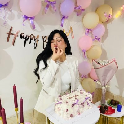 Lorenapint03's profile picture. 