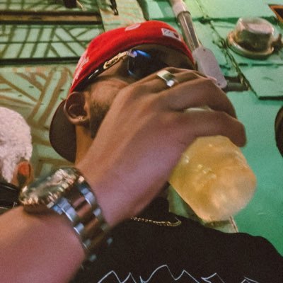 _LaErre's profile picture. IG: RJVRODZ | BAYAMON P.R. | Sept. 26 |