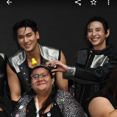 lennua_support's profile picture. 