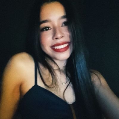 eduardagueds_'s profile picture. bebe muito e fala merda