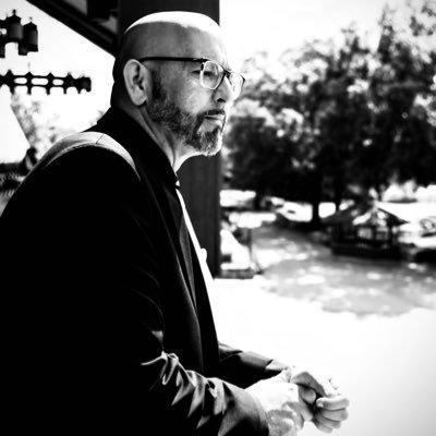 MrUTvol's profile picture. Vol and Preds fan, husband, father, free thinker, travel-addicted common sense constitutionalist. I guess the Titans too, if I must.