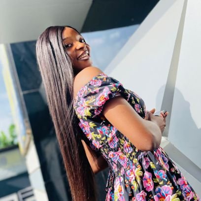 Atomcares08's profile picture. Davido's Girl,😘.. 
UpTheChels! 😘.. 
let the sun make hay while I shine! 💭