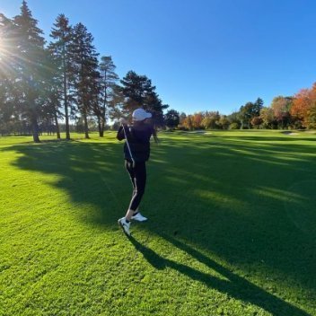 FrostBytefg's profile picture. 人生はチャレンジに満ちているので、自分を高め、夢を追い、新しい体験が待っています。🌈🌈
継続して新しいものを発見し続けるしかありません。そのほうが人生に意味があります。🪐