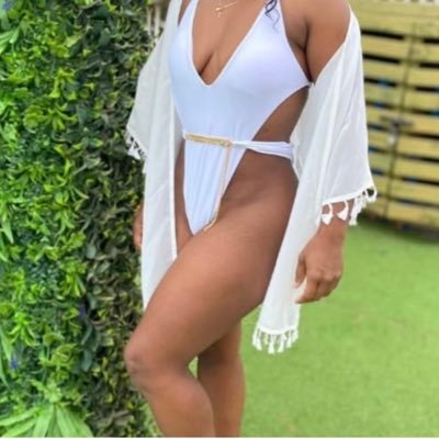 amyymor's profile picture. caribeña 🍒                                             stgo 🇨🇱