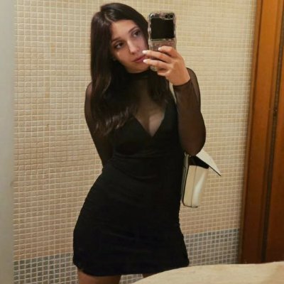 Emma_675320's profile picture. "Markets reward patience, not panic."