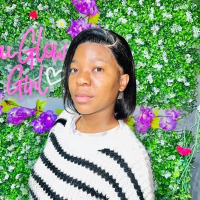 LesediApha20592's profile picture. 