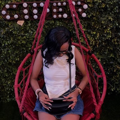 WhitneyWanjira's profile picture. 💋