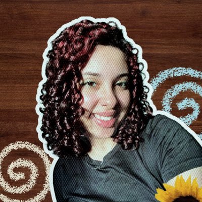 goldenfaery_'s profile picture. ✨ Escrevendo um universo de livros sáficos interligados | 🧡🤍🩷