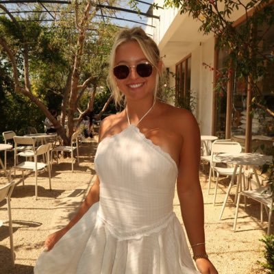 kim_lynch69's profile picture. Confidence is my best accessory. Born to stand out, not fit in, Kim 🥰❤️