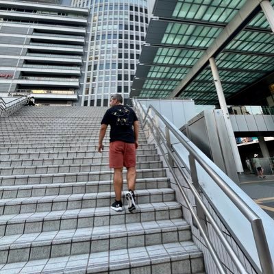 rvr1909's profile picture. 🧑🏻‍🏫 Professor de valencià 📍Onda (PV)