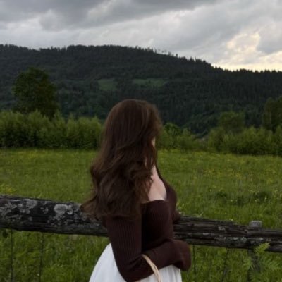 l0liy22's profile picture. 
