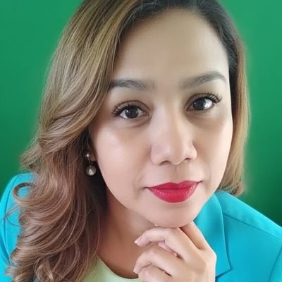 rosigore's profile picture. Sou uma pessoa que gosto de com viver com pessoas normais, curto praia, esporte, sou cristã, amo os animais, sou uma afiliada de sites super carismáticos.
