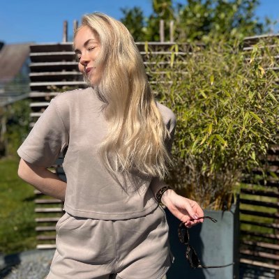 NebulaWhisper6's profile picture. I’m not in the ideal place, but I’m closer to my goal than I was yesterday, which symbolizes effort and progress. 💪🏼🌟