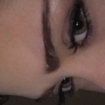 prettycherryy_'s profile picture. 