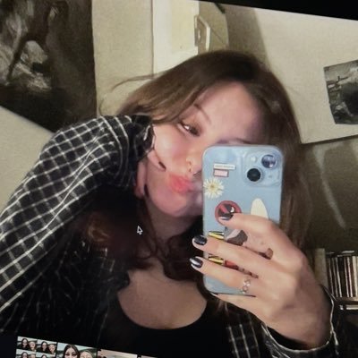 emaavec1seulM's profile picture. 444 wanna be great or nothing