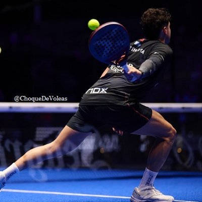 ChoqueDeVoleas's profile picture. Enfermo del pádel 💙🤍🤒 | Malo en el choque de voleas, mejor en el de opiniones 💬💥🗨 | ¿Debatimos? 🗣️👀🍿 | 🤝 Escribo artículos en @bola_padel 📝