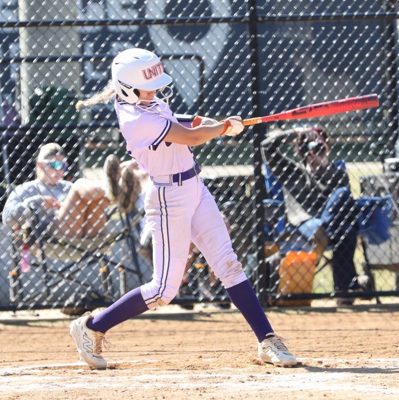 TaylorPage2031's profile picture. 2031 Graduate: MIF/P/Utility: Team - Unity 14u Piercy: instagram - @taylorpage2031
