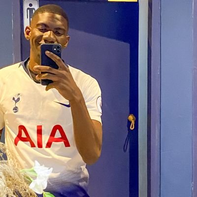 Path_find1r's profile picture. Los blancos 🏟️