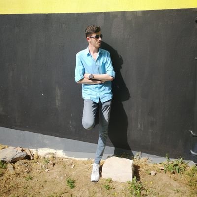 Insommniiia's profile picture. Bizim maviye olan sevdamız Selanik'te açılan bir çift gözle başladı.