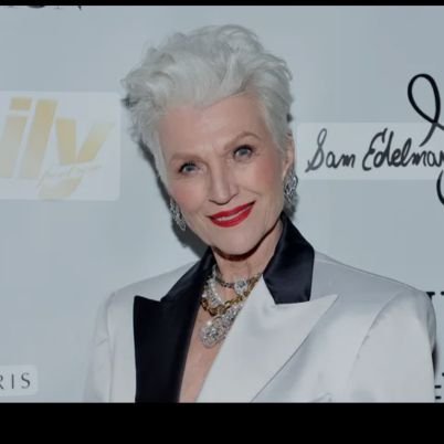 Maye25064's profile picture. Bestselling International Author of A Woman Makes p

A Plan 📖 Doctor of Dietetics👩‍🎨  Supermodel😉💃

#ItsGreatToBe76 Manager: anna@mayemusk.com