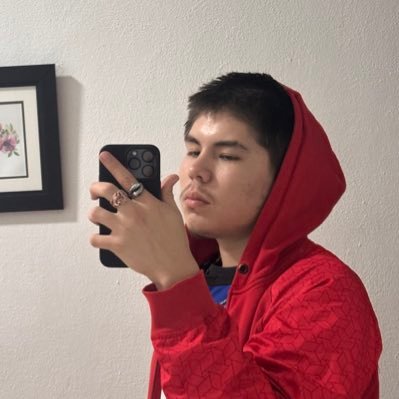 alexixszz's profile picture. 