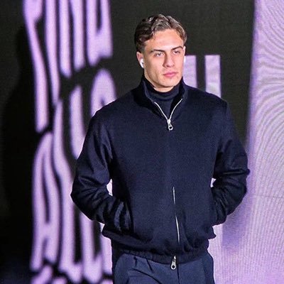 AIM_Crack11__'s profile picture. CDM/CM/CAM                                                         VPG A