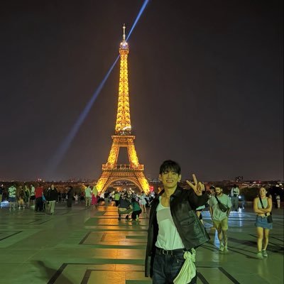 2bxW3's profile picture. KookV 🔮