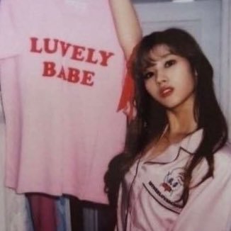 meovvnjz's profile picture. this that pretty girl mantra